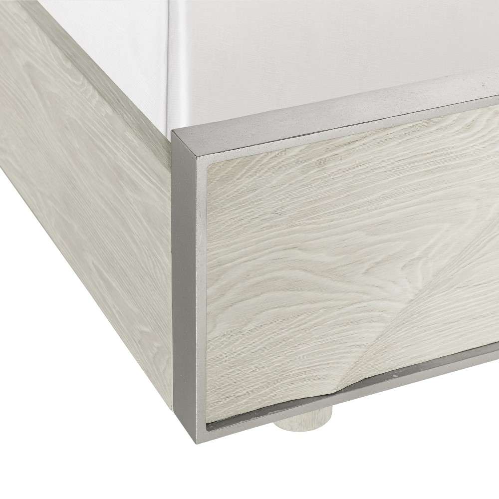 Bernhardt - Interiors Alvarez King Panel Bed - K1600 veiw 4