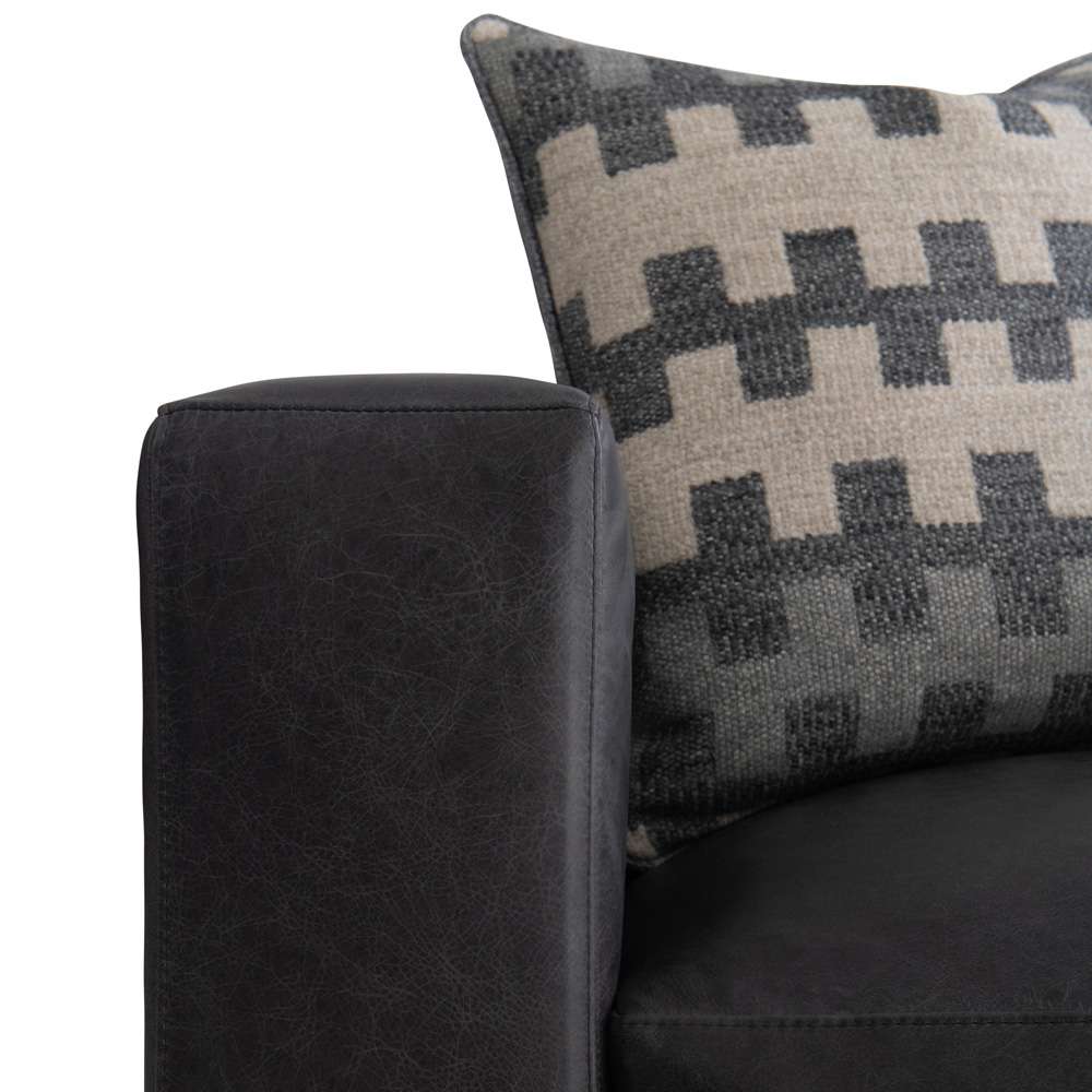 Bernhardt - Noel Leather Chair - 7322LO veiw 5