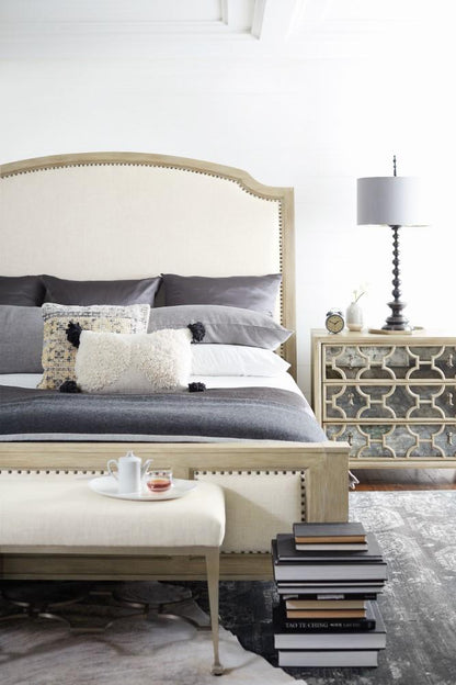 Bernhardt - Santa Barbara Upholstered Sleigh King Bed - K1119 veiw 4