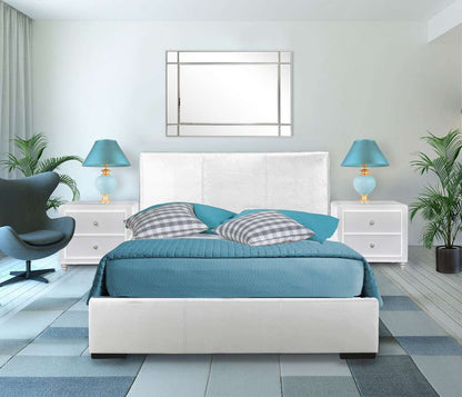Camden Isle - Hindes Upholstered Platform Bed, White, Queen with 2 Nightstands - 86995 veiw 3