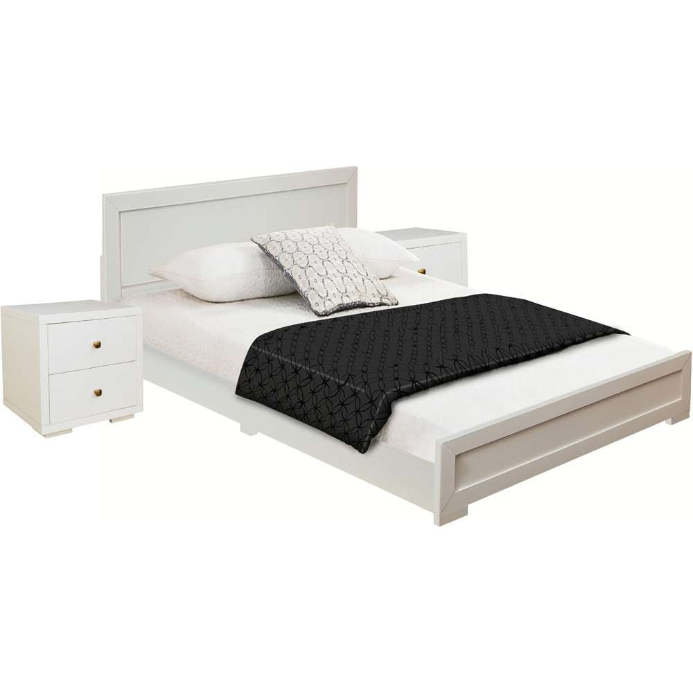 Camden Isle - Trent Wooden Platform Bed in White, King with 2 Nightstands - 312433 veiw 2