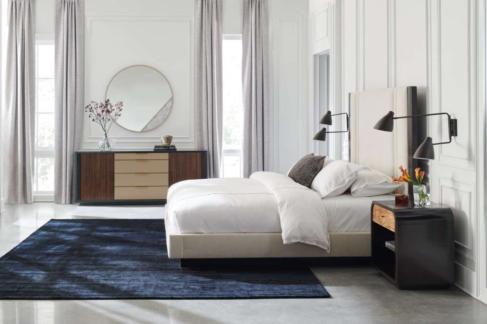 Caracole - Classic Decent Proposal - King Bed - CLA-020-125 veiw 5