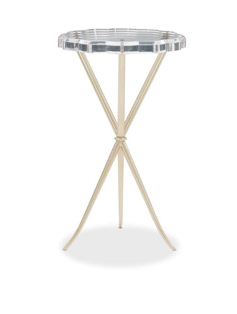 Caracole - Classic In A Tizzy End/Side Table - CLA-420-422 veiw 4
