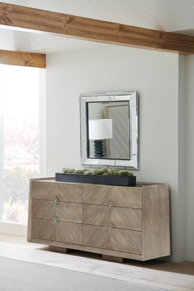 Caracole - Classic Naturally Dresser - CLA-019-011 veiw 5