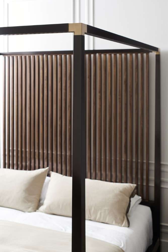 Caracole - Classic Pinstripe - King Bed - CLA-020-121 veiw 4