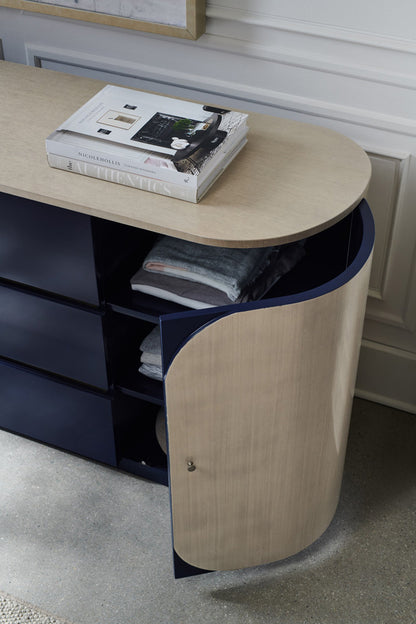 Caracole - Da Vita Dresser - M133-421-021_CLOSEOUT