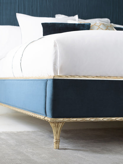 Caracole - Fontainebleau Platform King Bed - C063-419-122