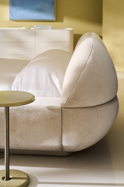 Caracole - Jagger King Bed - Ivory - CLA-426-121 view 5