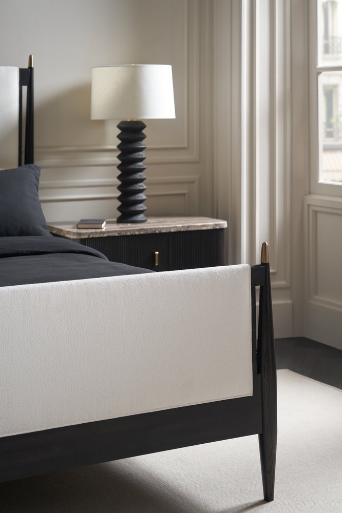 Caracole - Modern Principles Unity King Bed - M143-023-121 view 4