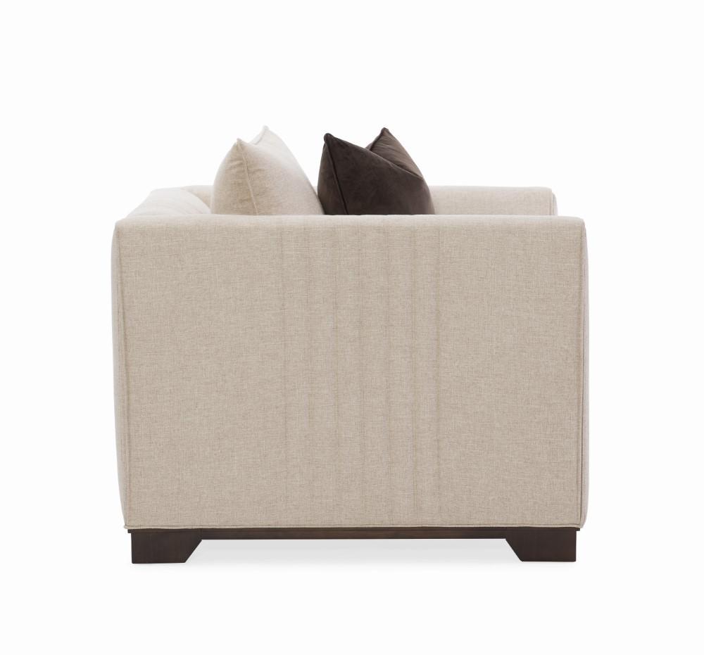 Caracole - Modern Streamline Club Chair - M020-417-032-A veiw 3