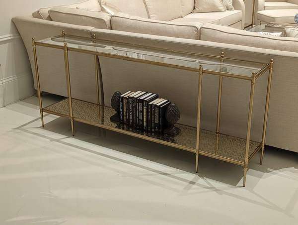 Caracole - Perfection Console - CLA-021-442 veiw 1