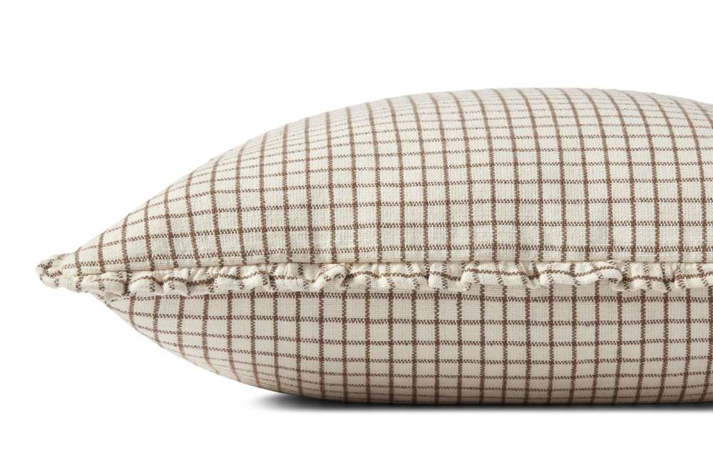 Chris Loves Julia x Loloi - Dinah Ivory  / Earth 22 x 22 Cover Only Pillow - P300PCJ0012IVEAPIL3 veiw 3