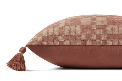 Chris Loves Julia x Loloi - Ellery Clay 18 x 18 Cover w/Down Pillow - DSETPCJ0017CG00PIL1 veiw 3