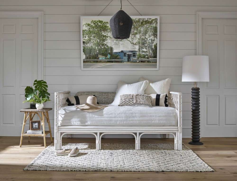Coastal Living - Getaway Seychelles Day Bed Complete - U033D200B veiw 8