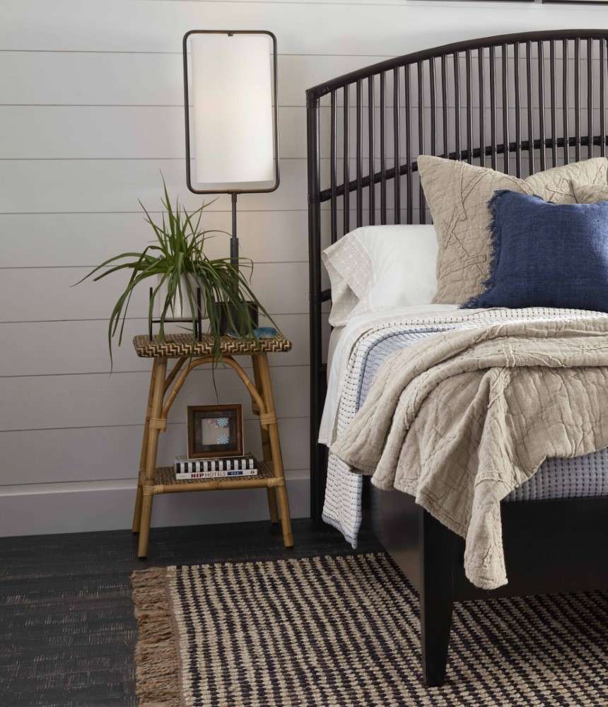 Coastal Living - Getaway Wailea Accent Table - U033E802 veiw 4
