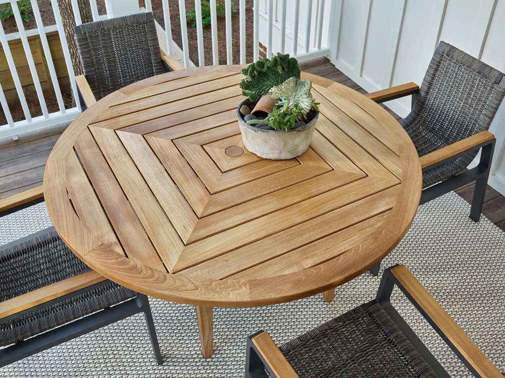 Coastal Living Outdoor -  Chesapeake Round Dining Table - U012650A veiw 3