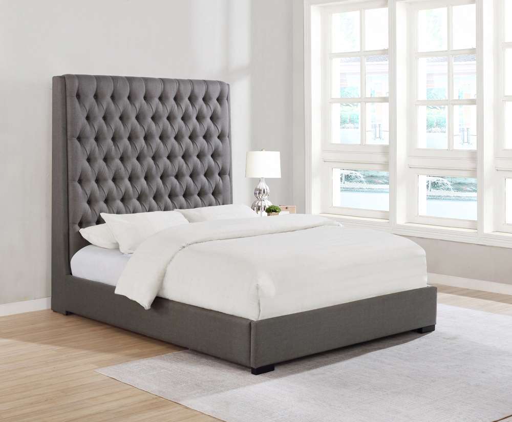 Coaster - Camille Camille Upholstered Bed Queen Bed - 300621Q veiw 1