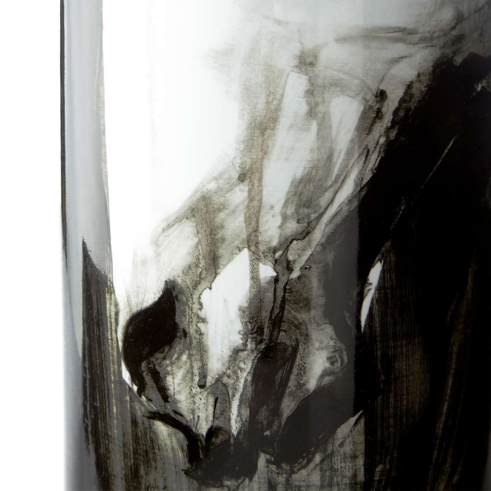 Cyan Design - Stallion Vase in Black and White - 09872 veiw 2