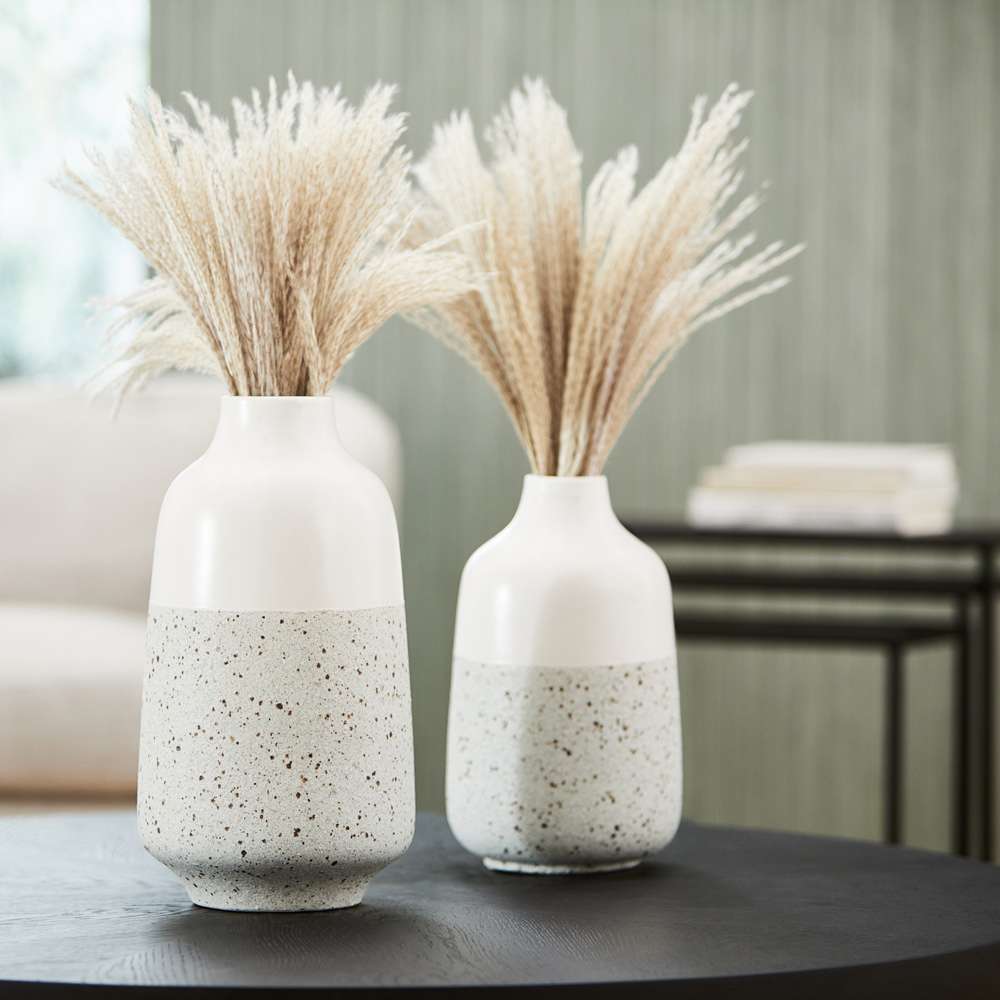 Cyan Design - Summer Shore Vase in White - Medium - 11195 veiw 4