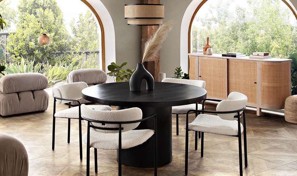 Diamond Sofa - Rune 54in Round Dining Table w/ Solid Acacia Wood Top & Iron Pedestal Base in Black Finish - RUNEDTBL veiw 6