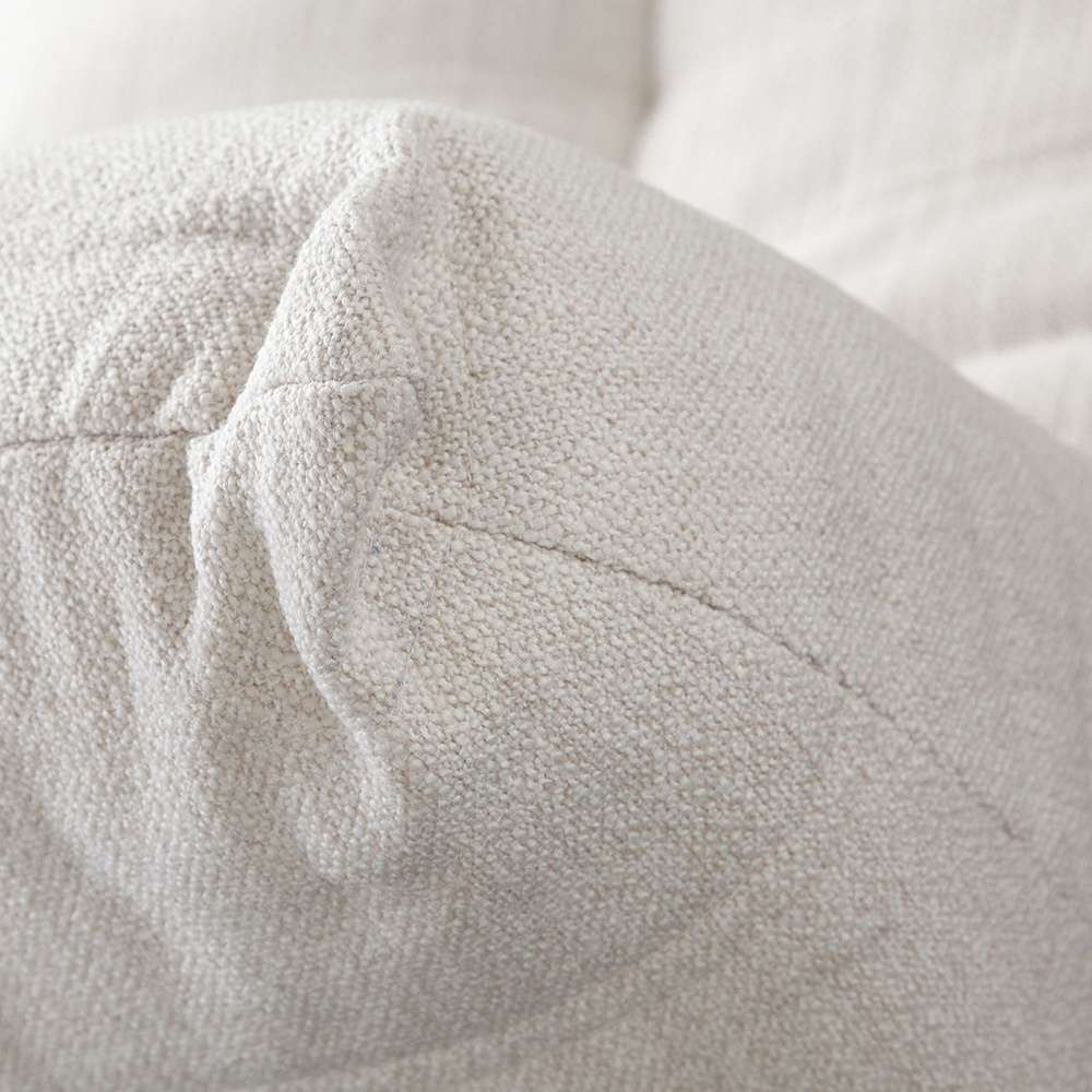 Diamond Sofa - Ezra Armless Chair in Cream Fabric - EZRAACCM veiw 9