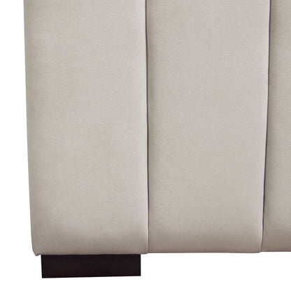 Diamond Sofa - Venus Vertical Channel Tufted Queen Bed in Light Grey Velvet - VENUSLGQUBED_CLOSEOUT veiw 4