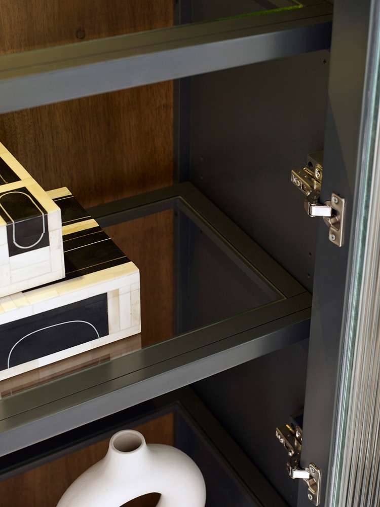 Emery Park - Alexander Pier/Display Cabinet in Midnight Finish - I3014-226 veiw 2