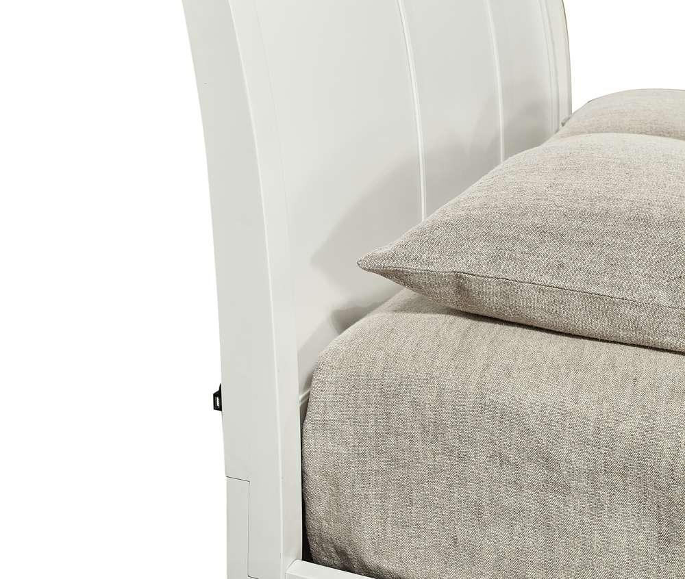 Emery Park - Cambridge Cal King Sleigh Bed in White Finish veiw 2