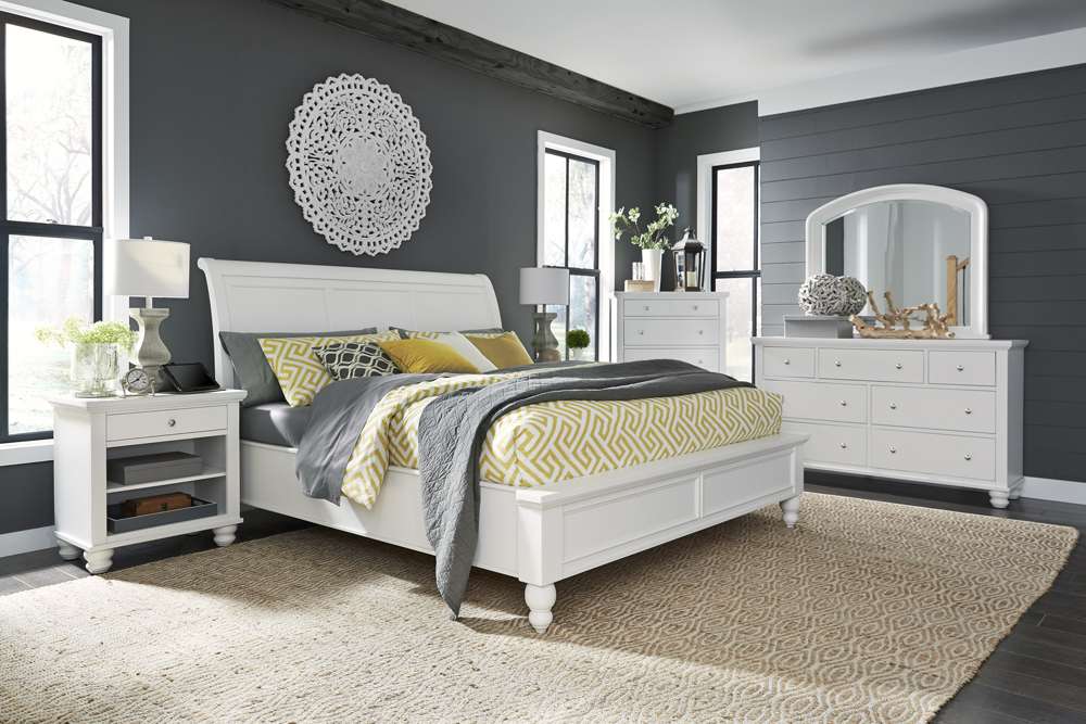 Emery Park - Cambridge King Sleigh Bed in White Finish veiw 4