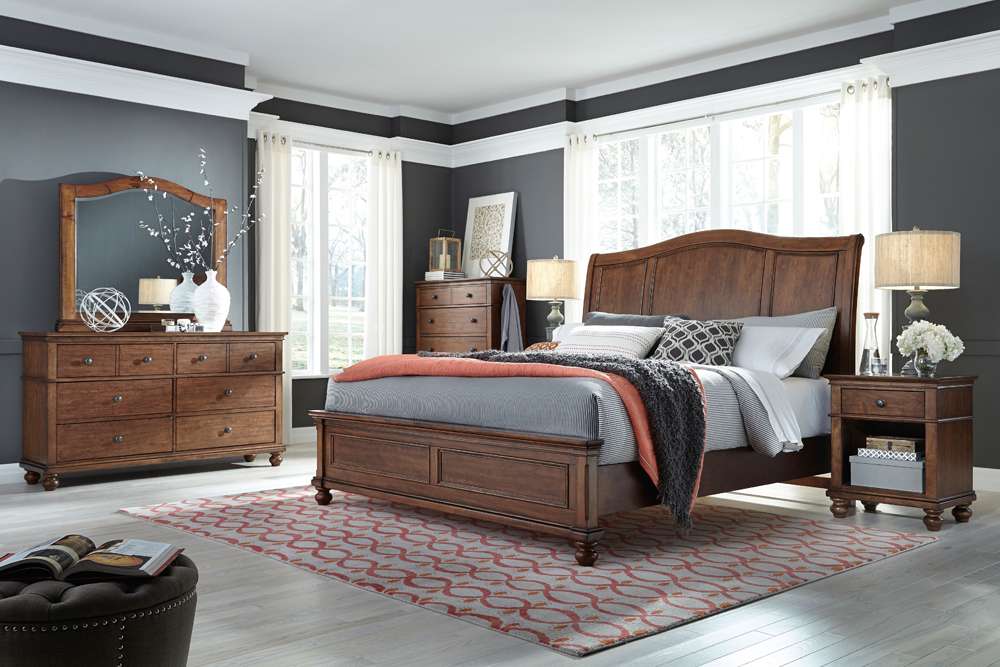 Emery Park - Oxford Queen Sleigh Bed in Whiskey Brown Finish veiw 1