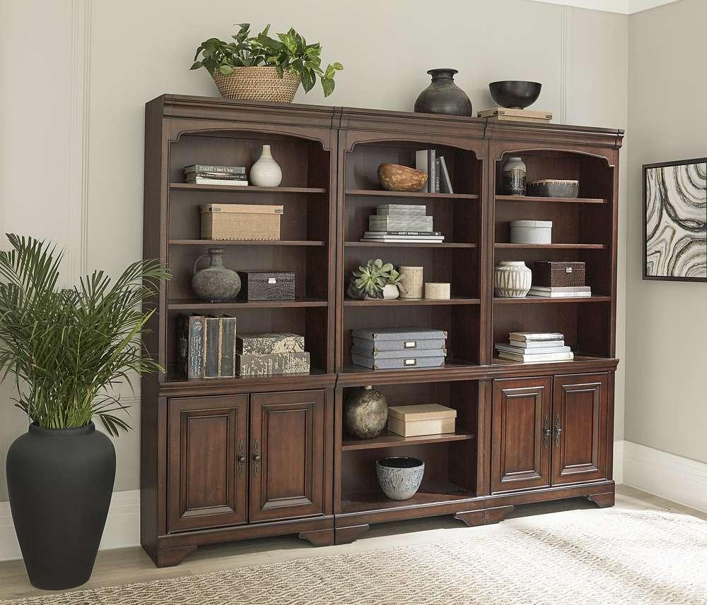Emery Park - Richmond Open Bookcase in Brown Burgundy Finish - I40-333 veiw 2