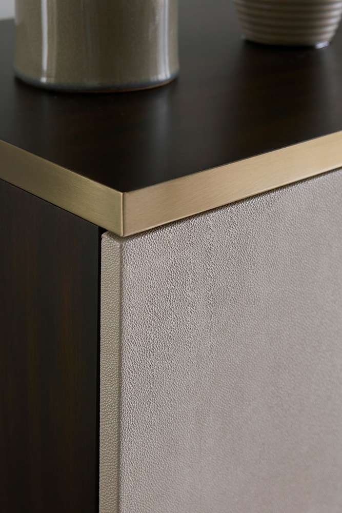 Fairfield Chair Company - Libby Langdon Hempstead Credenza - 6332-17 veiw 6