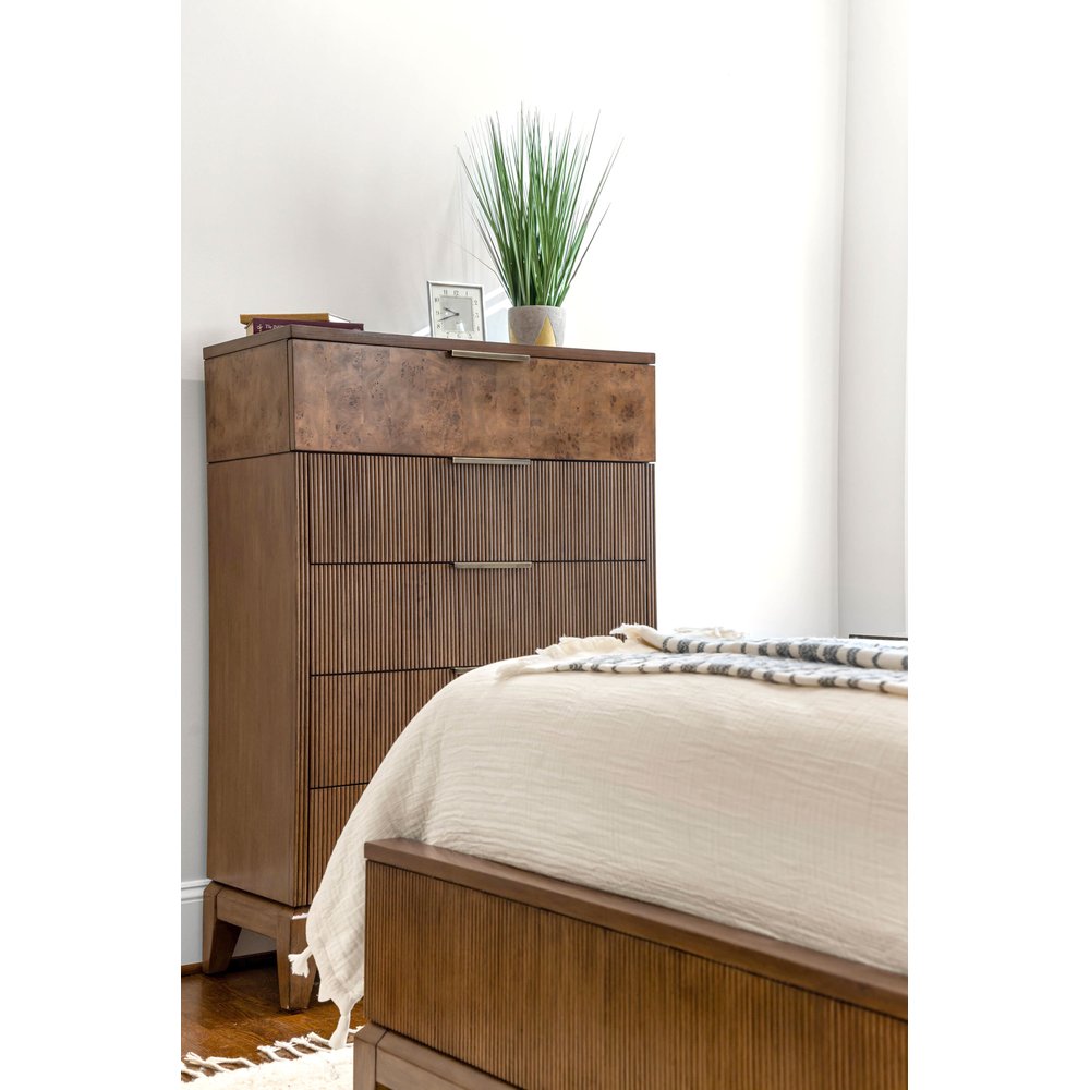 Finn & Louise - Manhattan Valley - 5 Drawer Chest - Vintage Chestnut Finish - FL-B97535-VINTAGECHESTNUT view 8