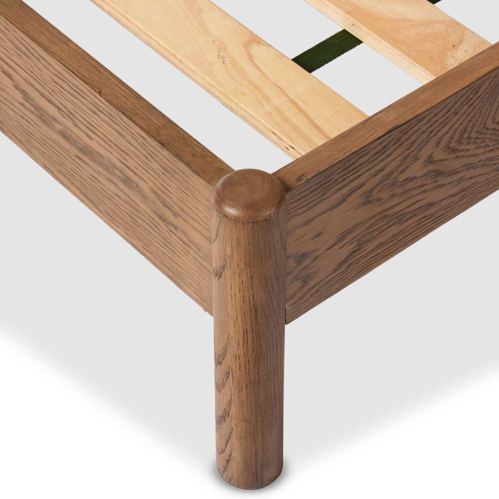 Four Hands - Bolton - Caroline Bed-Smoked Oak-Queen - 226453-004 veiw 4