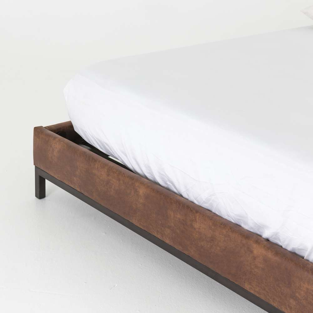 Four Hands - Newhall Bed - Vintage Tobacco - Queen - 105969-032 veiw 3