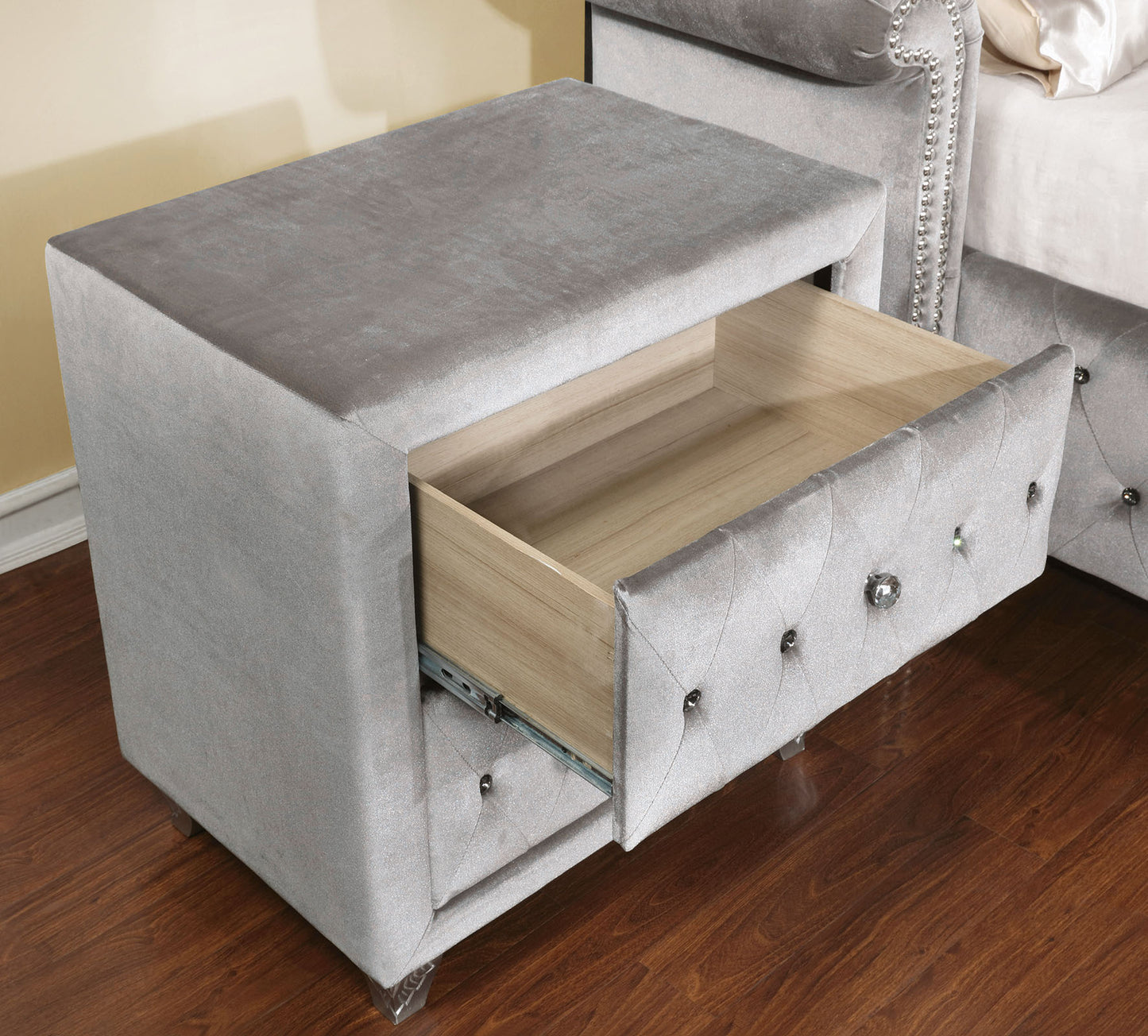 Furniture of America - Alzire Nightstand in Gray - FM7150GY-N View 3