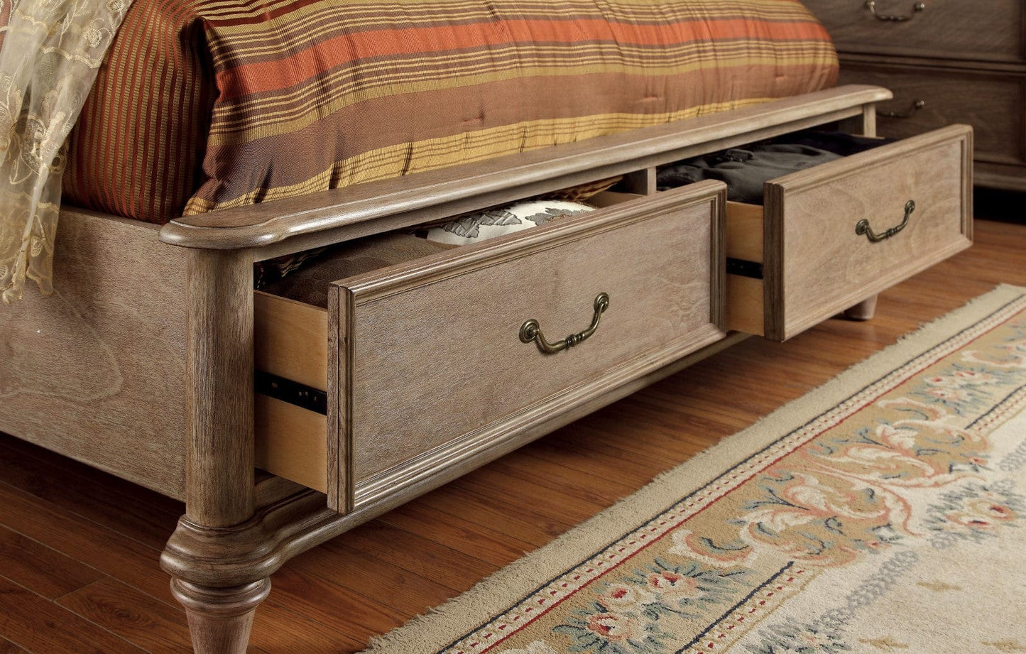 Furniture of America - Belgrade 5 Pc. Queen Bedroom Set w/ Chest in Rustic Natural - CM7613Q-5PC-CHEST View 4