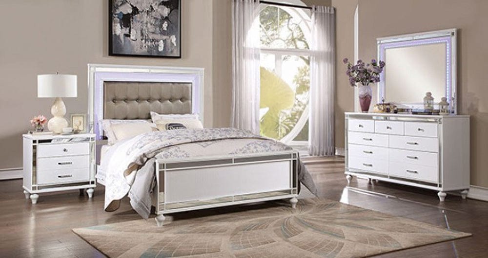 Furniture of America - Brachium 4 Pc. Queen Bedroom Set in White - CM7977WH-Q-4PC
