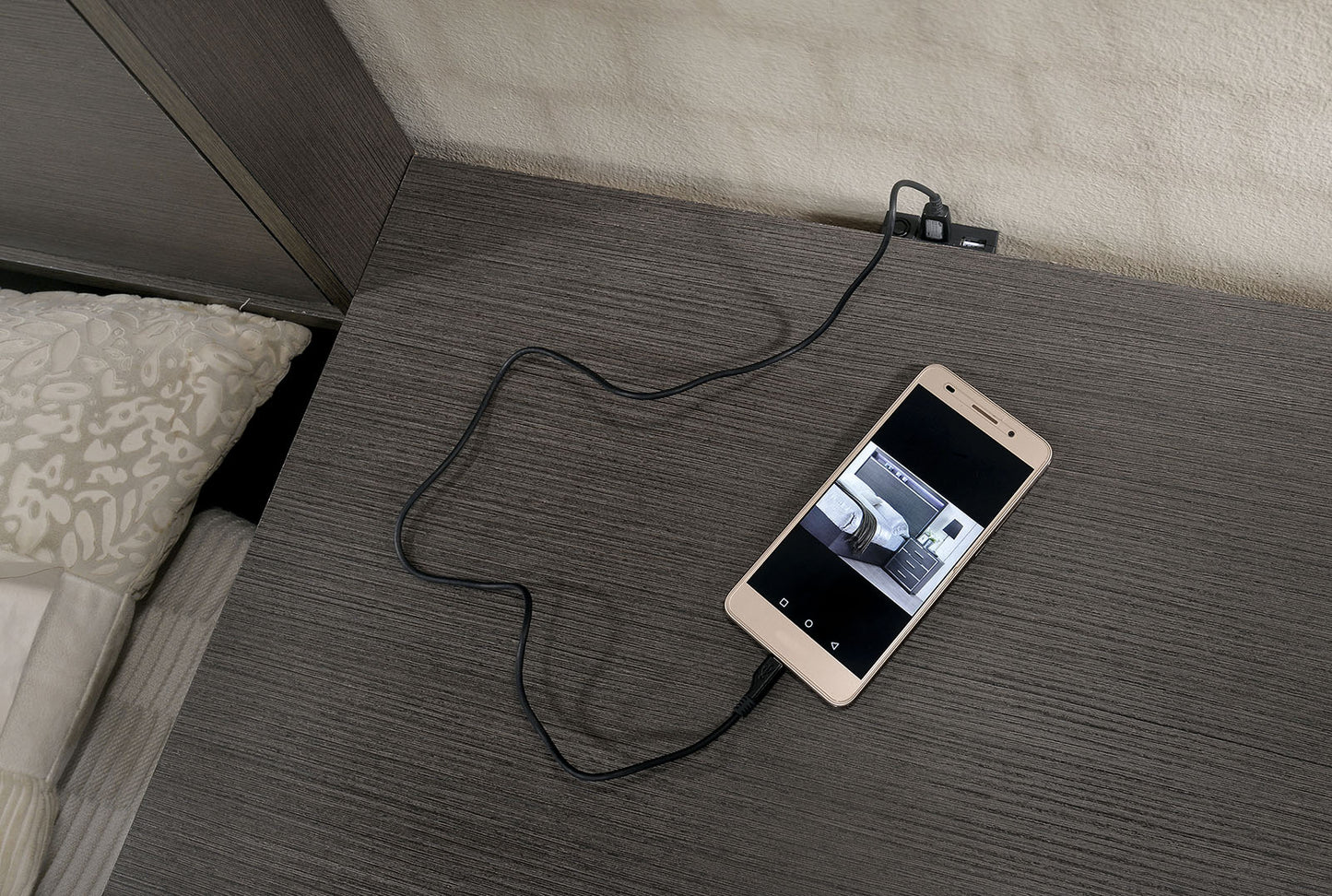 Furniture of America - Camryn Nightstand w/ USB in Warm Gray - CM7589N View 2