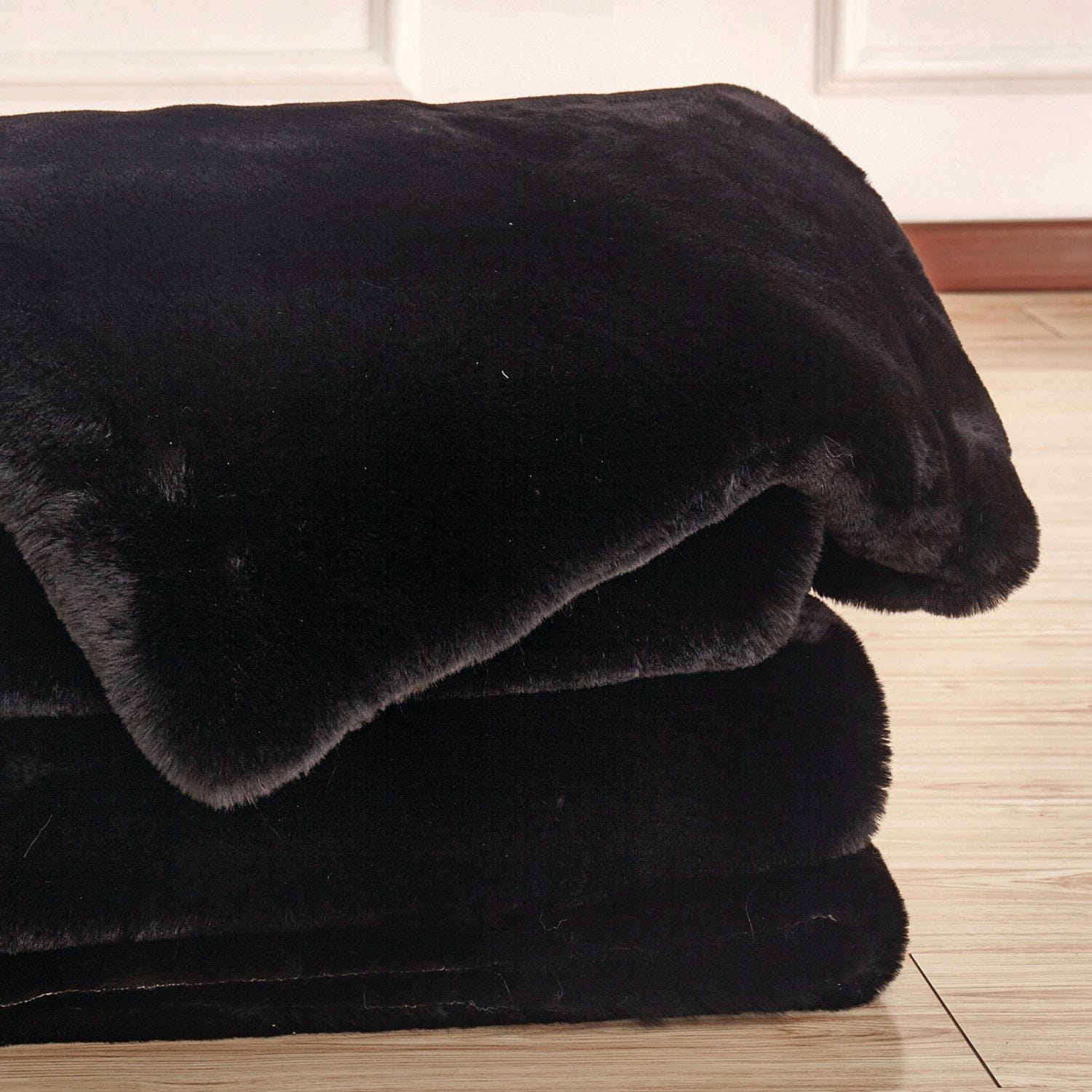 Furniture of America - Caparica Throw in Black - TW4139 View 2
