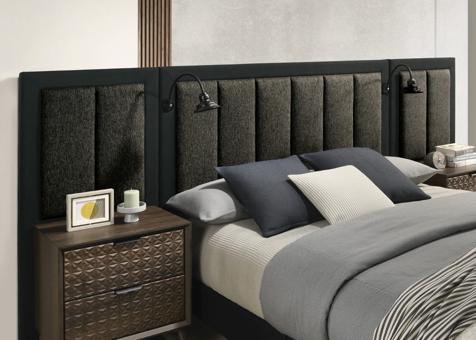 Furniture of America Chalfont Bed