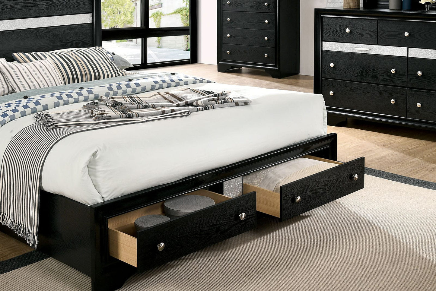 Furniture of America - Chrissy Queen Bed in Black - CM7552BK-Q-BED View 2