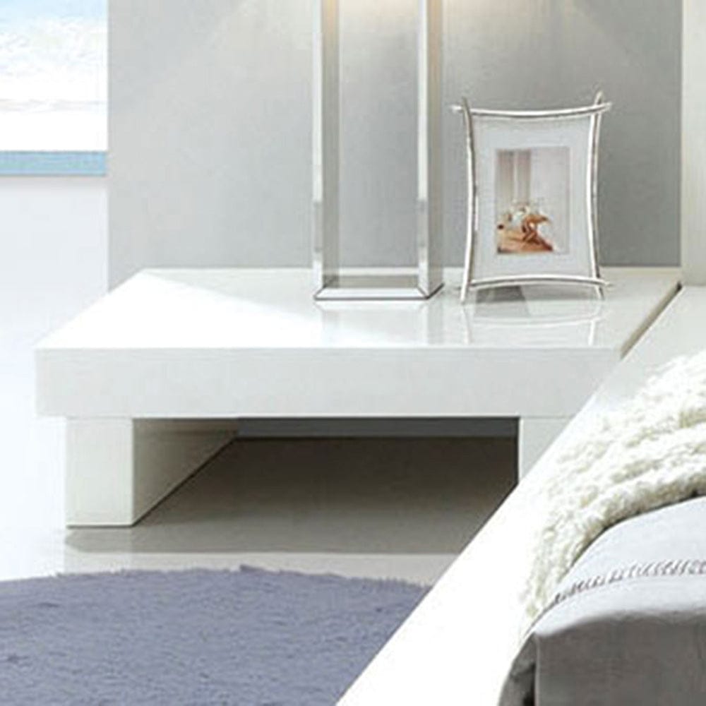 Furniture of America - Christie Nightstand in White - CM7550N View 1