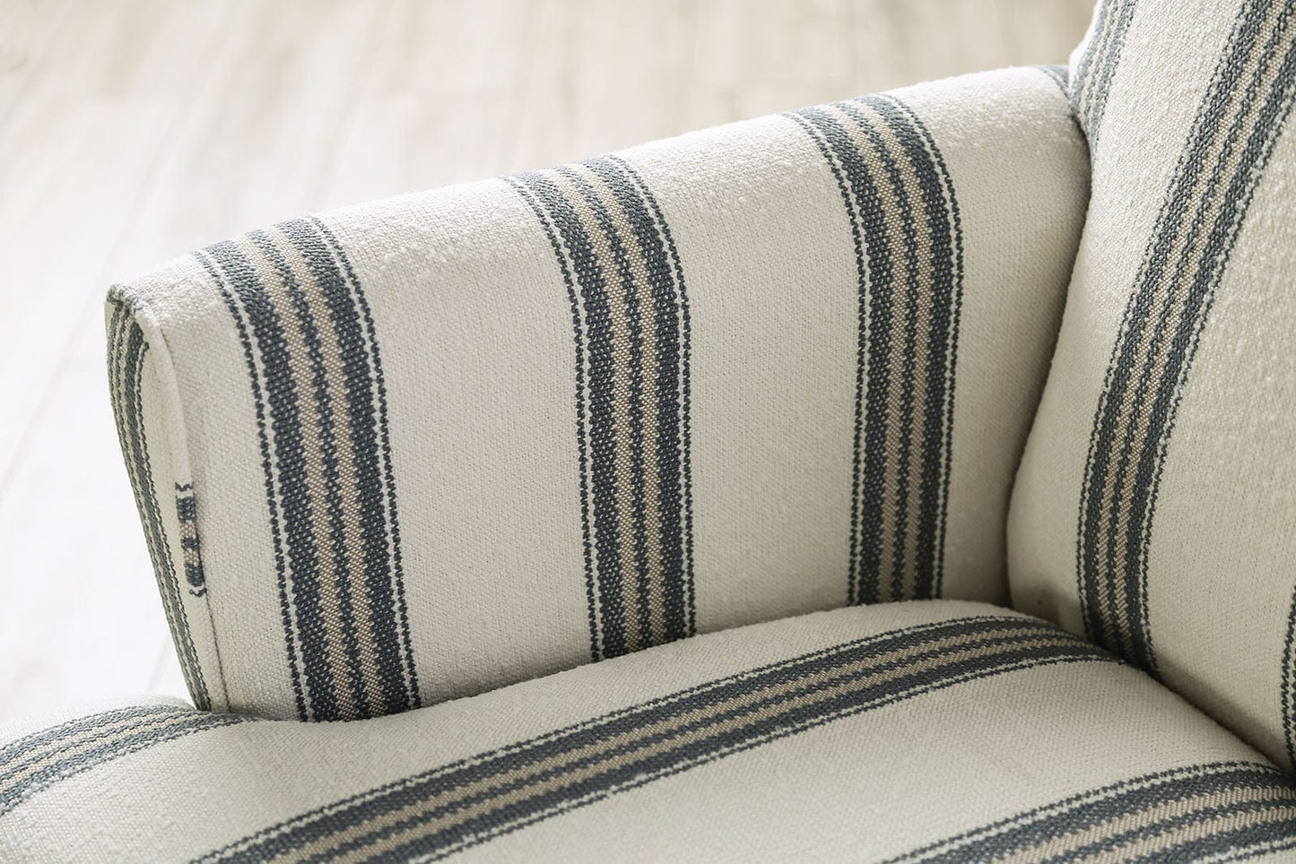 Furniture of America - Ealing Chair in Light Gray - SM1207-CH-ST View 4