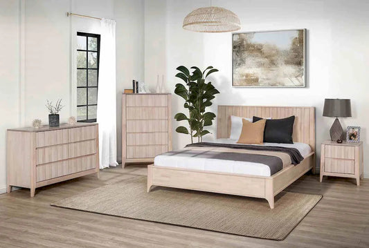 Furniture of America - Gervais - 3 Pc. Queen Bedroom Set w/ Chest - FM7105WH-Q-4PC-CHEST view 1