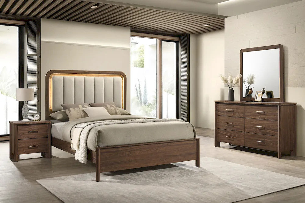 Furniture of America - Hayward - 4 Pc. Queen Bedroom Set - FM72022WN-Q-4PC view 1