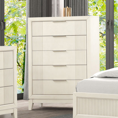 Furniture of America - Isadore Chest in Antique White - FM7700WH-C View 2