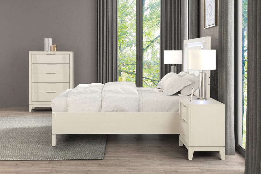 Furniture of America - Isadore Queen Bed in Antique White - FM7700WH-Q-BED View 3