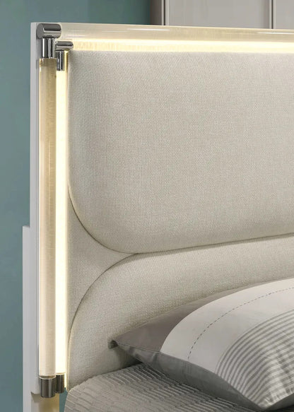 Furniture of America - Lareina - Full Bed, Pearl White - FM72081WH-F-BED view 5