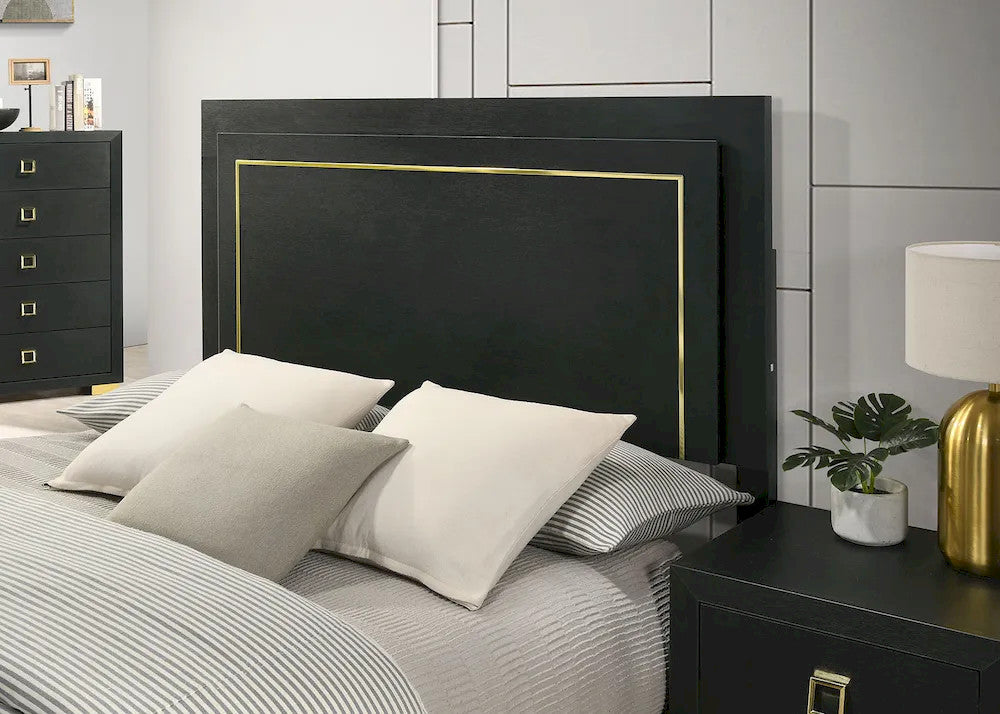 Furniture of America - Latimer - 3 Pc. Queen Bedroom Set - FM7270BK-Q-4PC view 4